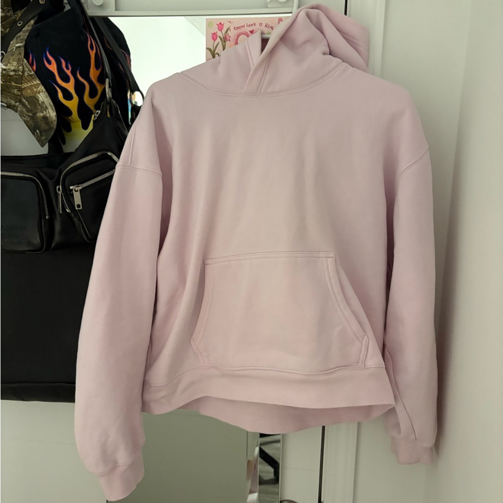 Aritzia Light Pink Hoodie
